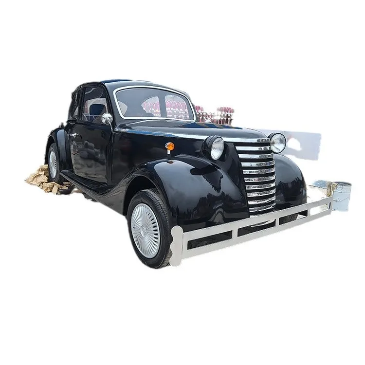 

Wrought iron fiberglass simulation retro classic car model ornament clock in photo stage film and television performance