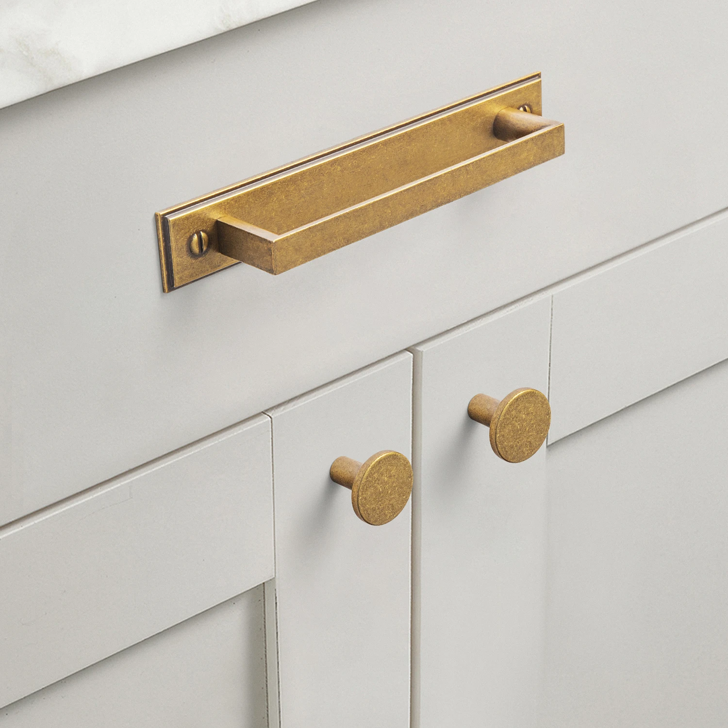 

Goo-Ki 6 Pack Champagne Bronze Cabinet Pulls Antiqur Brass Zinc Alloy Cabinet Knobs with Backplate for Dresser,Wardrobe,Cupboard