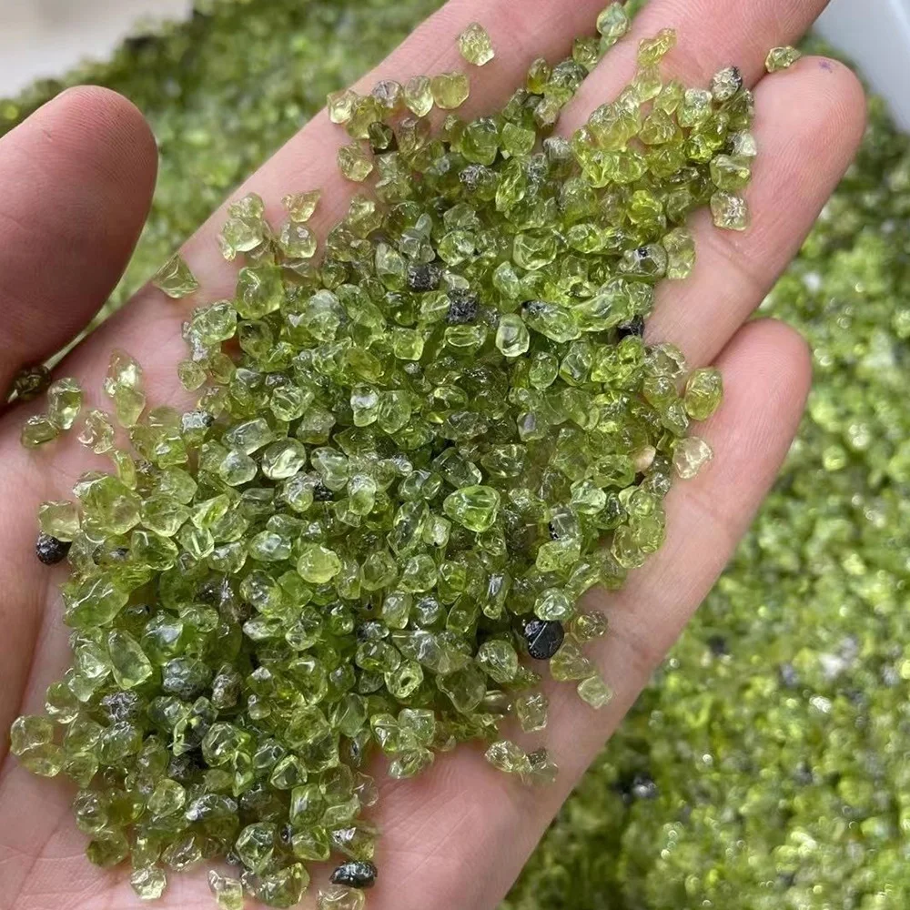 2-4mm Schöne Natürliche Peridot-Olivin-Chips, Polierter Kiesstein, Reiki-Heilkristall, Mineralspezimen, DIY-Gartendekoration – Detail 2