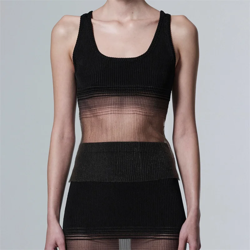 

Women's vest New elastic slim fit sleeveless top for summer 2025 Gradient round neck Tank top Half transparent women's corset