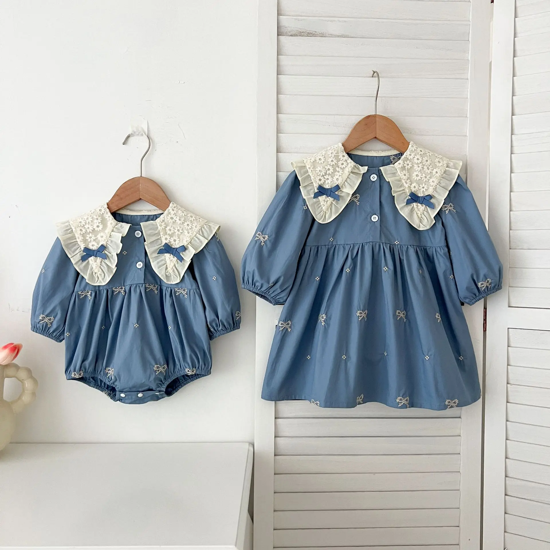 Frühling Schwestern Kleidung Mädchen Bogen Stickerei Spitze Kleidung Baby Strampler Baumwolle Säuglings Body Prinzessin Mädchen Schwester Familie Kleid – Detail 32