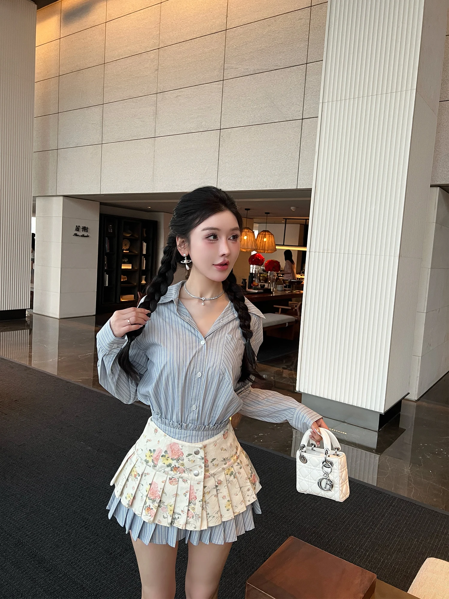 

Женский весенний клетчатый комплект LADIES FIRST: винтажная юбка с поясом и блузка с длинным рукавом, модный комплект из двух предметов