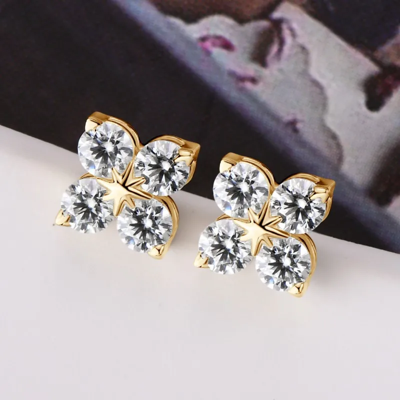 2025 Trendy Four Clover Moissanite Stud Earrings 925 Sterling Silver Flower Piercing Ear Jewelry for Women 3mm Lab Diamond Gifts