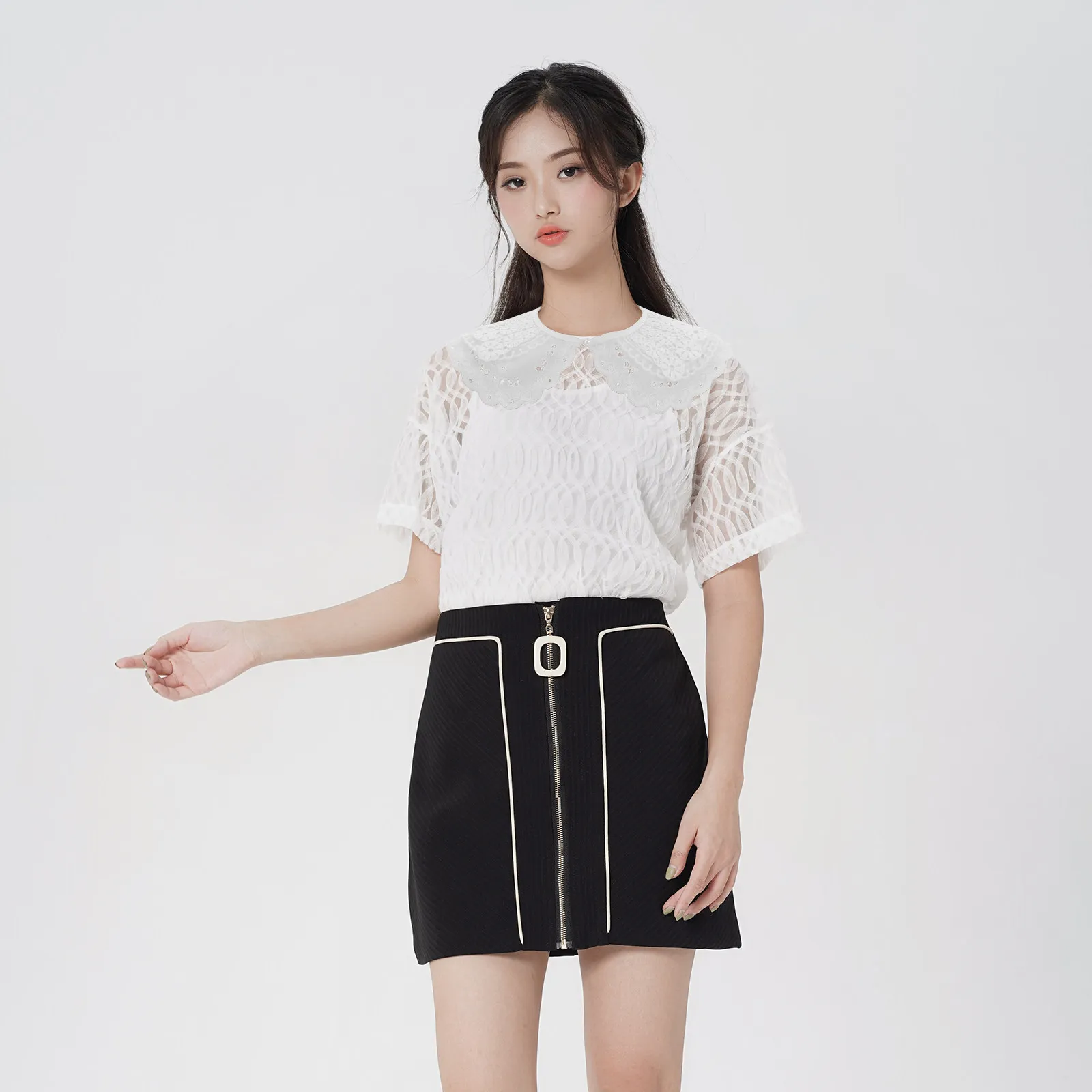 

1Pcs Lace Bow Collar Delicate Floral Fake Collar Elegant Lightweight Shirt Accessory Decorative Clothing Shawl