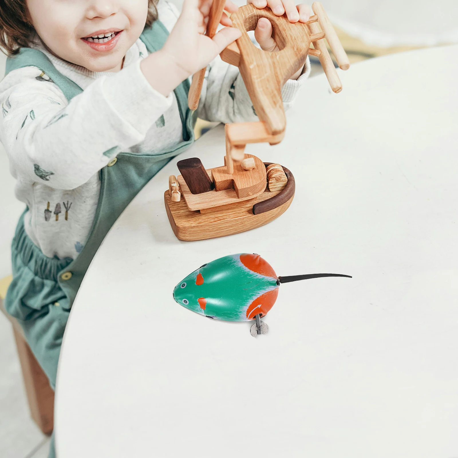 

4 pcs Wind Up Mouse For Kids Durable Clockwork Safety Spring Powered Walking Animal Simulation Mice No Environmental