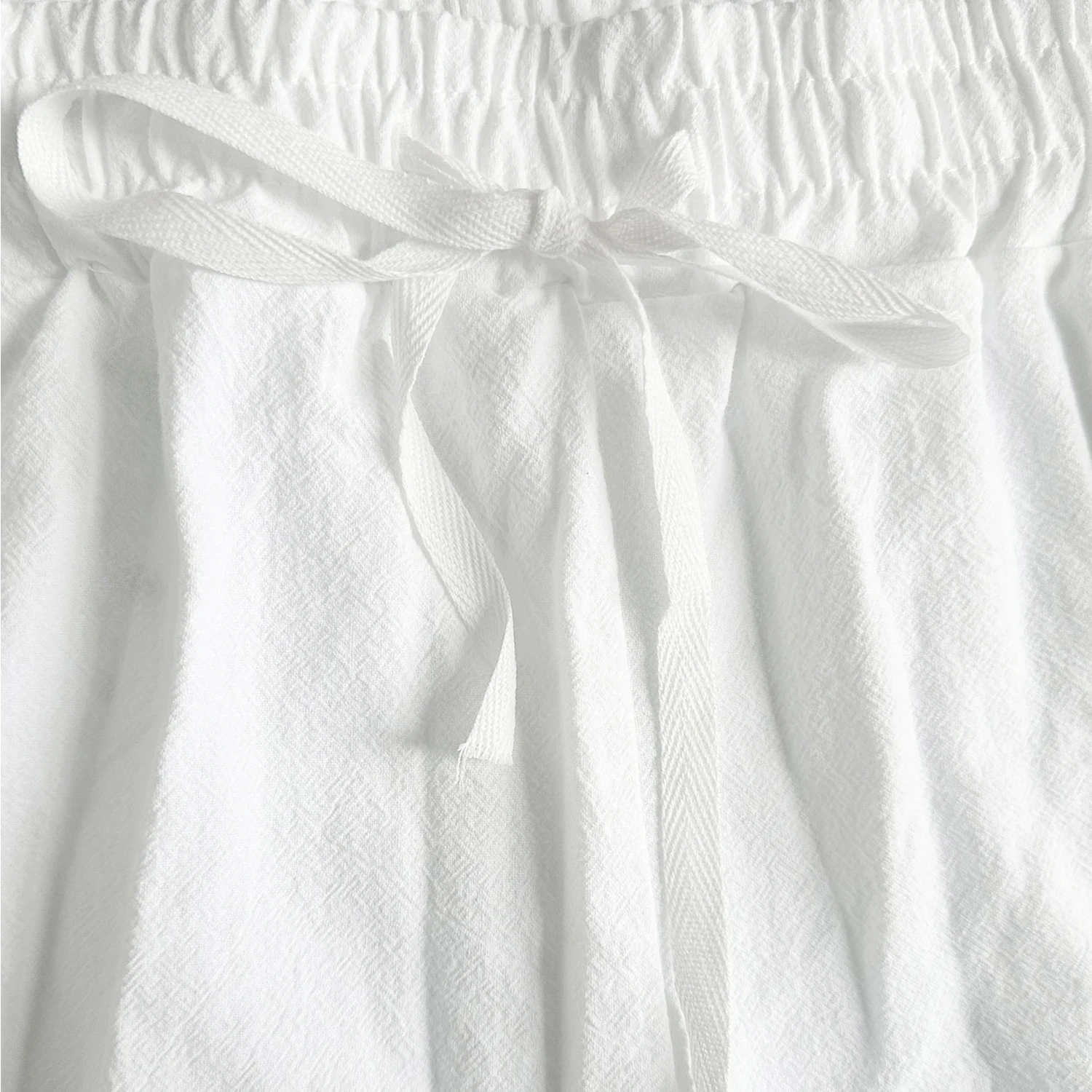 Cotton Linen Shirt Set Men\'s Hawaii Pleated Pocketed Loose Cuban Collar Breathable Comfortable White Men Outdoor Leisure Set