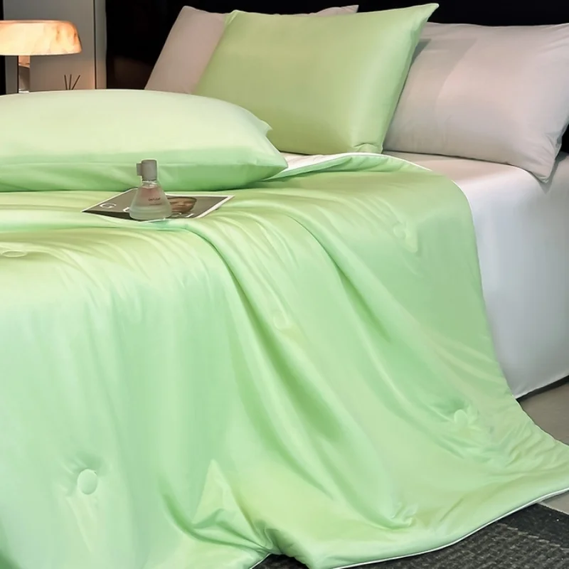 1pc Smooth Cool Feeling Summer Quilt Soft Air Condition Blanket Silky Green Thin Comforter Single Home Hotel Bedding 150*200cm