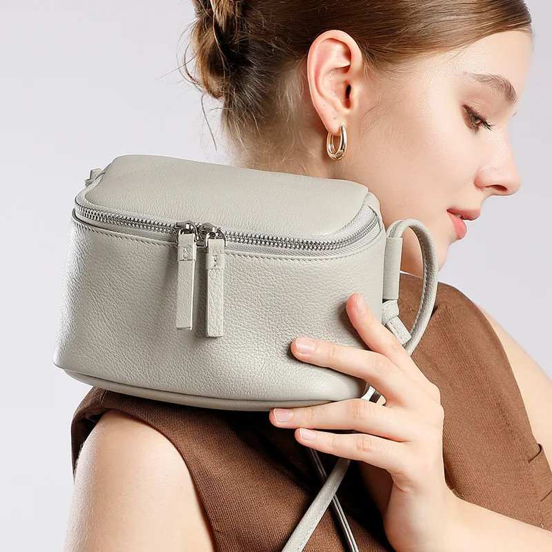 

Genuine leather women's bag crossbody bag,simple and soft cowhide shoulder phone bag,Korean version commuting small square bag