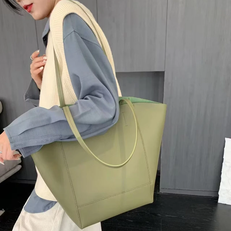 Borsa Tote in pelle di vacchetta di lusso borsa a tracolla per pendolari in vera pelle femminile borsa da spiaggia di alta qualità borsa per la