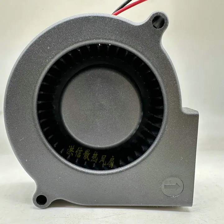 

YJ-7530 DC 12 В 0,18 А 75x75x30 мм 2-проводной охлаждающий вентилятор