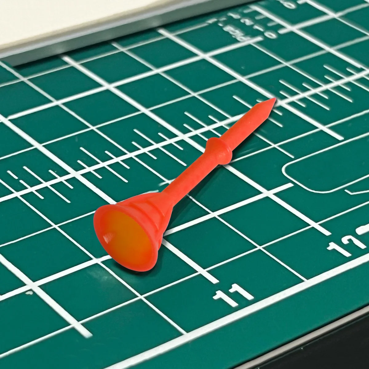 تي شيرتات جولف بلاستيكية 3 1/4 بوصة ترقية غير قابلة للكسر 50 عبوة تقلل من الاحتكاك تدور جانبي متين ومستقر 83 مم #5