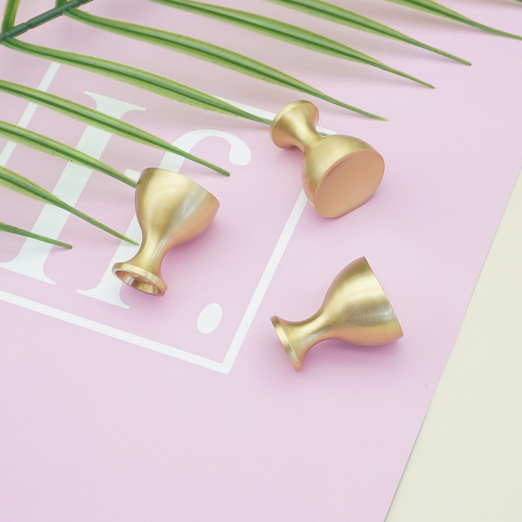 

2 PCS Brass Single Hole Drawer Closet Knobs Cup Shaped Cabinet Handles Modern Simple Wardrobe Handle Copper Furniture Hardware