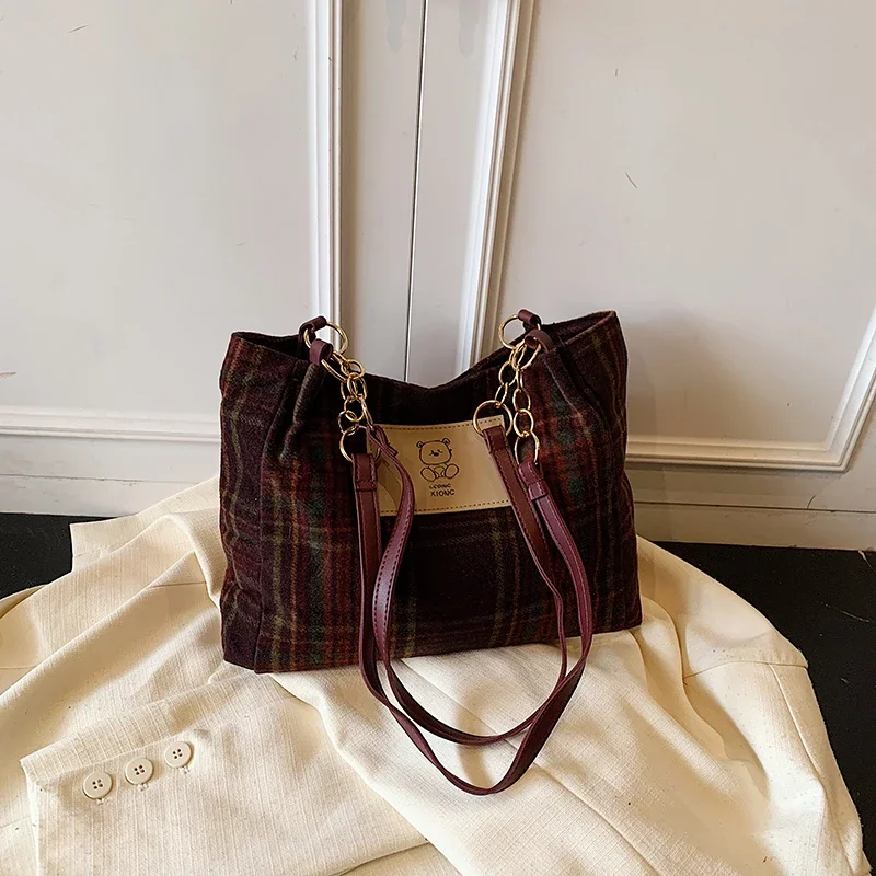 

Stylish Designer Leather Tote Bag For Women Shoulder Carry Elegant Classic Luxury Handbag Popular Among Ladies