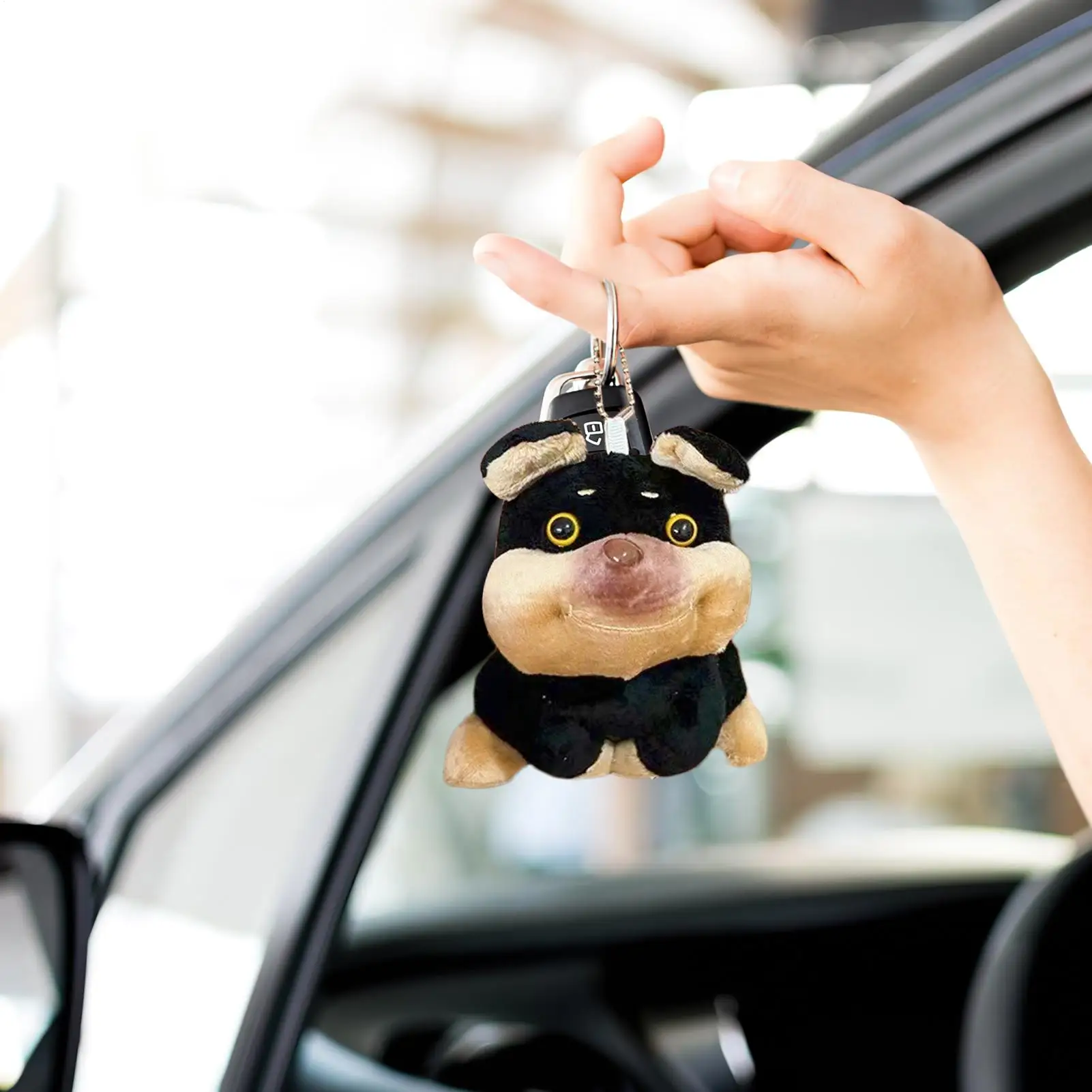 ぬいぐるみキーホルダーチャーム、蜂、犬チャームデコレーション、ぬいぐるみハンドバッグペンダント、ハンドバッグ、バックパック、ブックバッグ、財布、車の鍵用