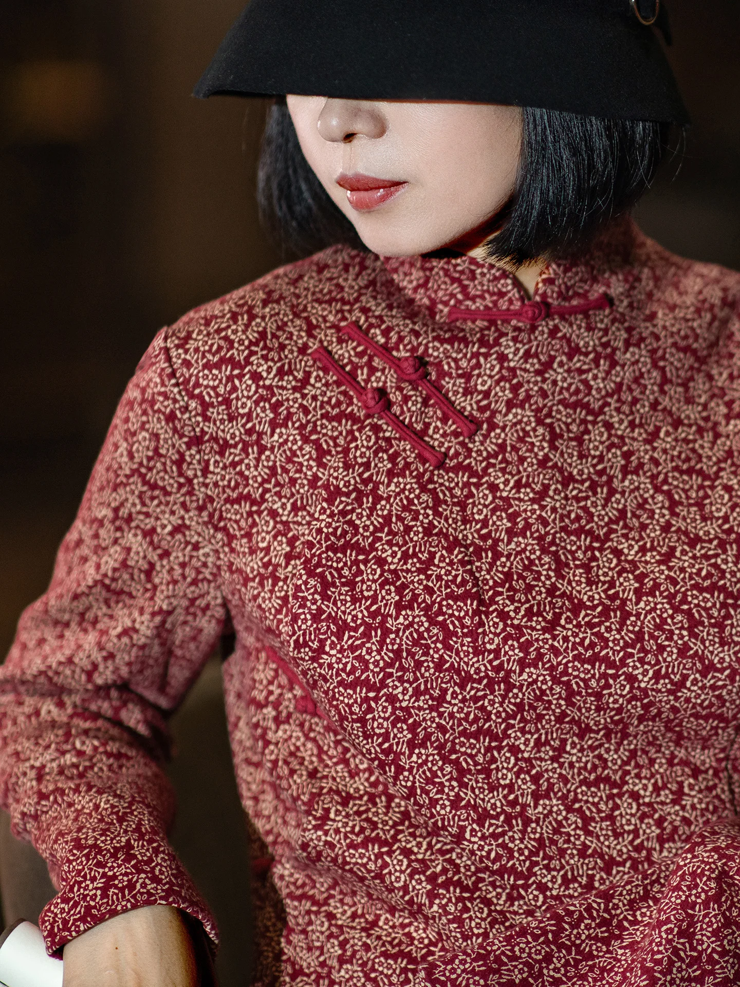 

Chinui Ji Длинное винтажное длинное пальто с цветочным принтом на хлопковой подкладке в китайском стиле на пуговицах, теплое зимнее женское традиционное пальто...