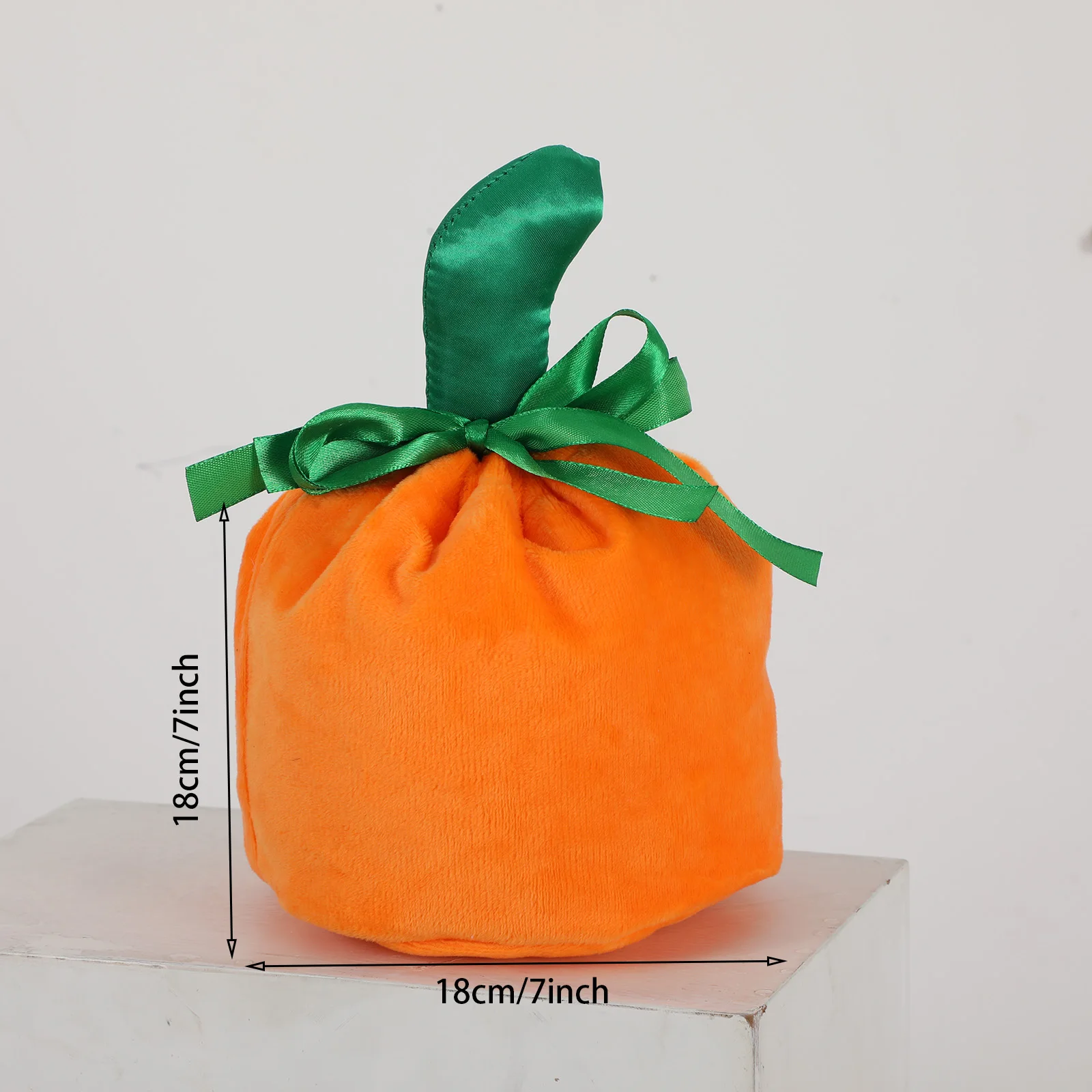 Halloween Pumpkin Gift Bag For Kids Orange Candy Bag lining Drawstring Green Ribbon Treat Or Trick Bag