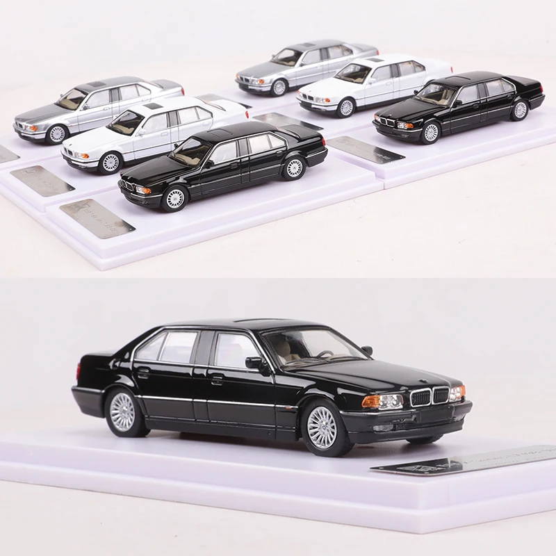 DCM 1:64 E38 7-Series (96-98) (98-01) модель автомобиля из сплава Ограниченная серия 4500