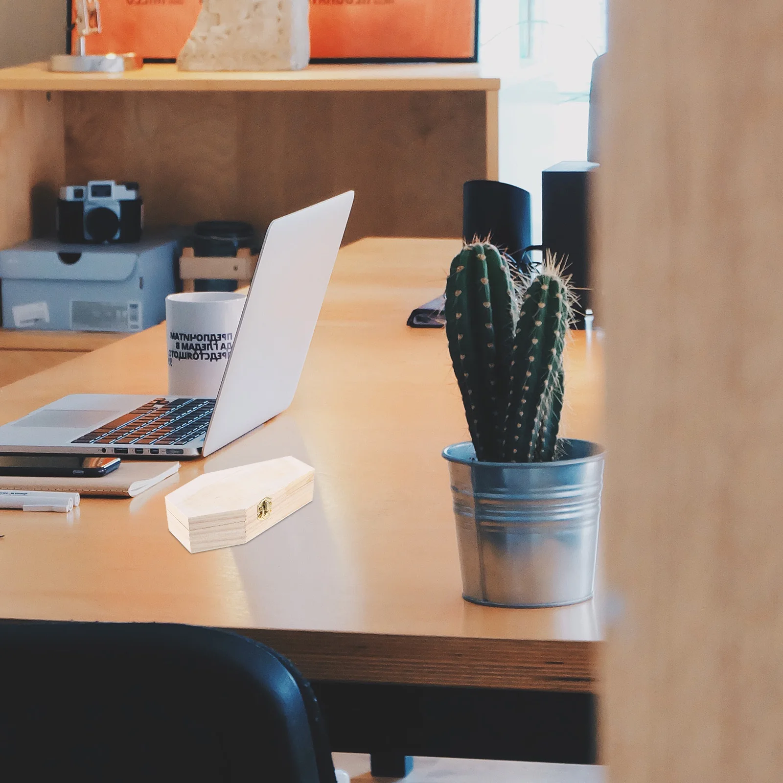 Rustic Wooden Jewelry Box Elegant Crafted Storage Case for Jewelries Keepsakes Retro Organizer Vanity Trinket Container