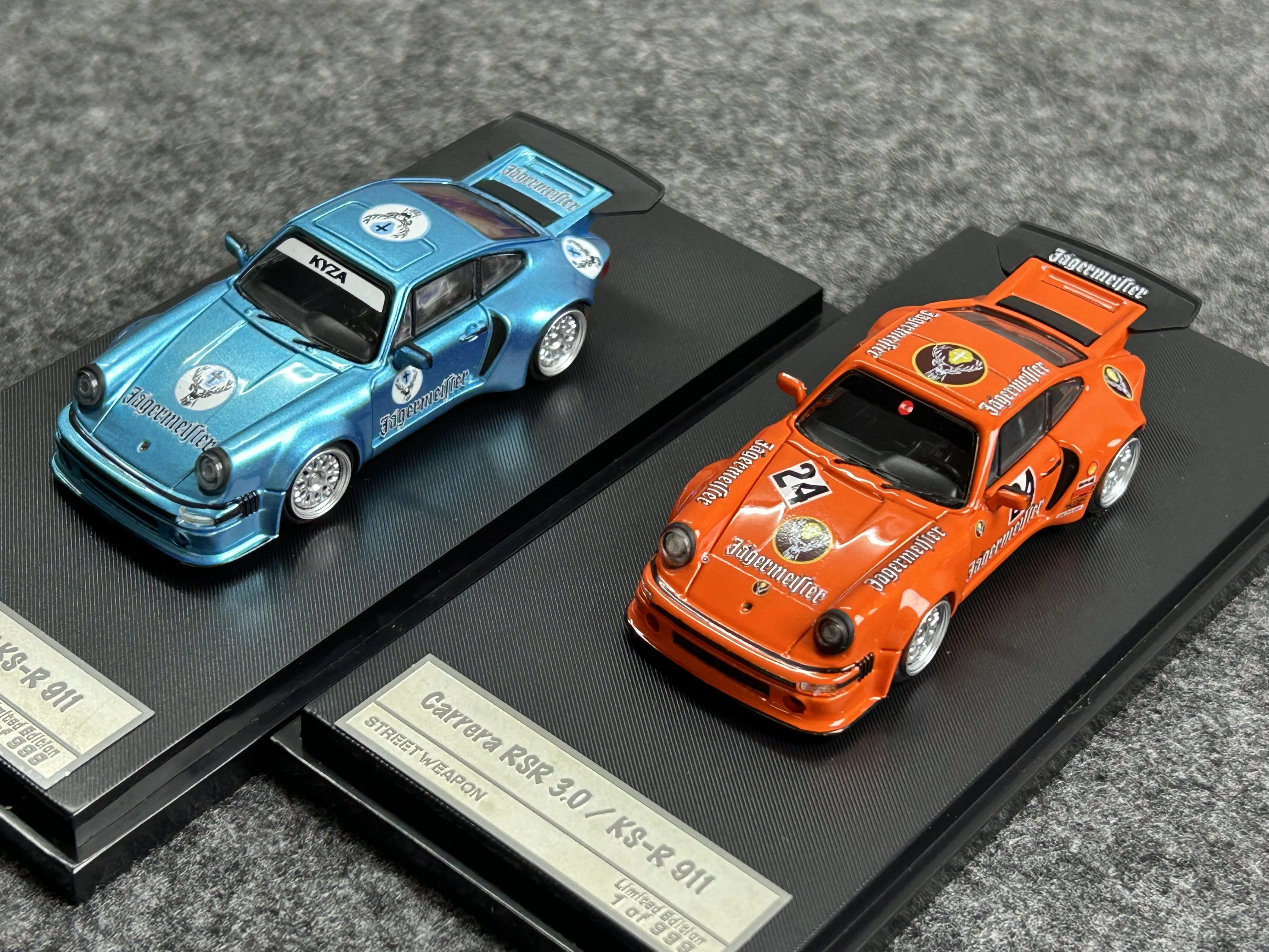 

SW 1:64 Porsche KS-R 911 Jagermeister Wild Paint Simulation Alloy Car Model