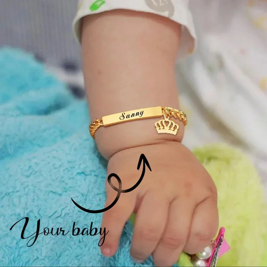 Pulsera personalizada con nombre de bebé para niños recién nacidos, regalo para niños y niñas, pulsera con dije de corona bonita de acero inoxidable con grabado personalizado 2025