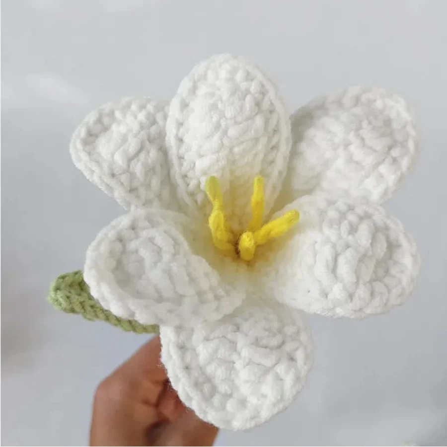 New Hand-Knitted Flowers Artificial Tulips Bouquet Cotton Yarn Crochet Fake Flowers for Wedding Home Table Decor New Year Gifts