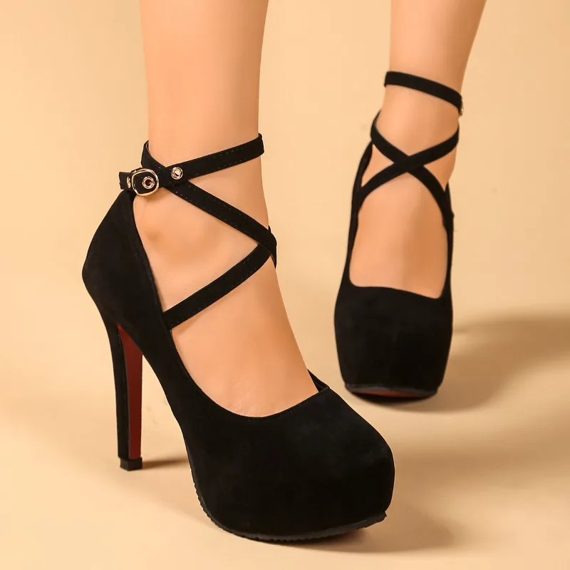 موضة جديدة مثير عالية الكعب السيدات الخناجر Strappy مضخات المرأة الصنادل أحذية الصيف منصة الكعوب امرأة الكاحل حذاء بسيور