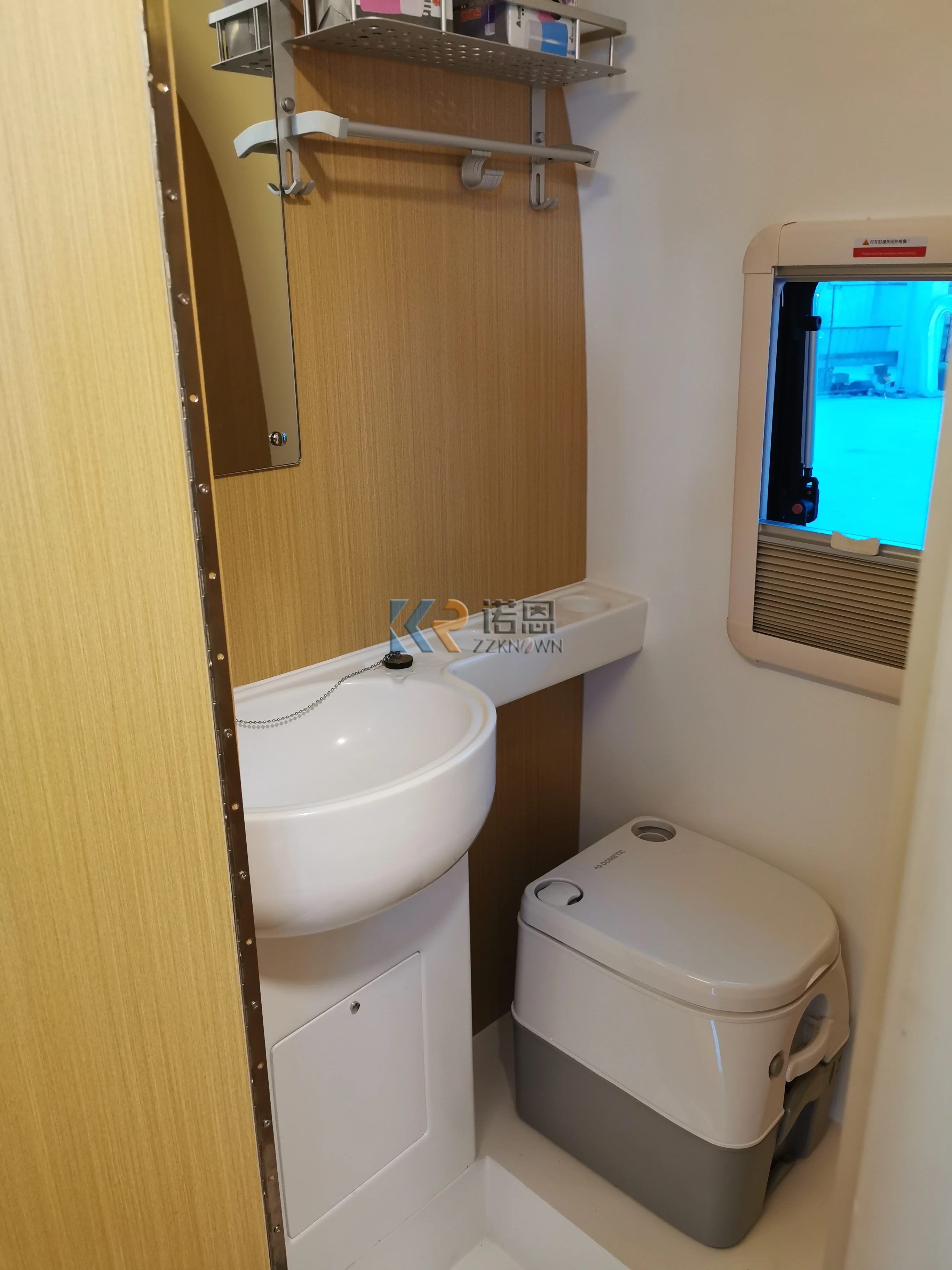 Nuovi rimorchi da viaggio mobili personalizzati in stile roulotte all'aperto Camper per camper con accessori per auto