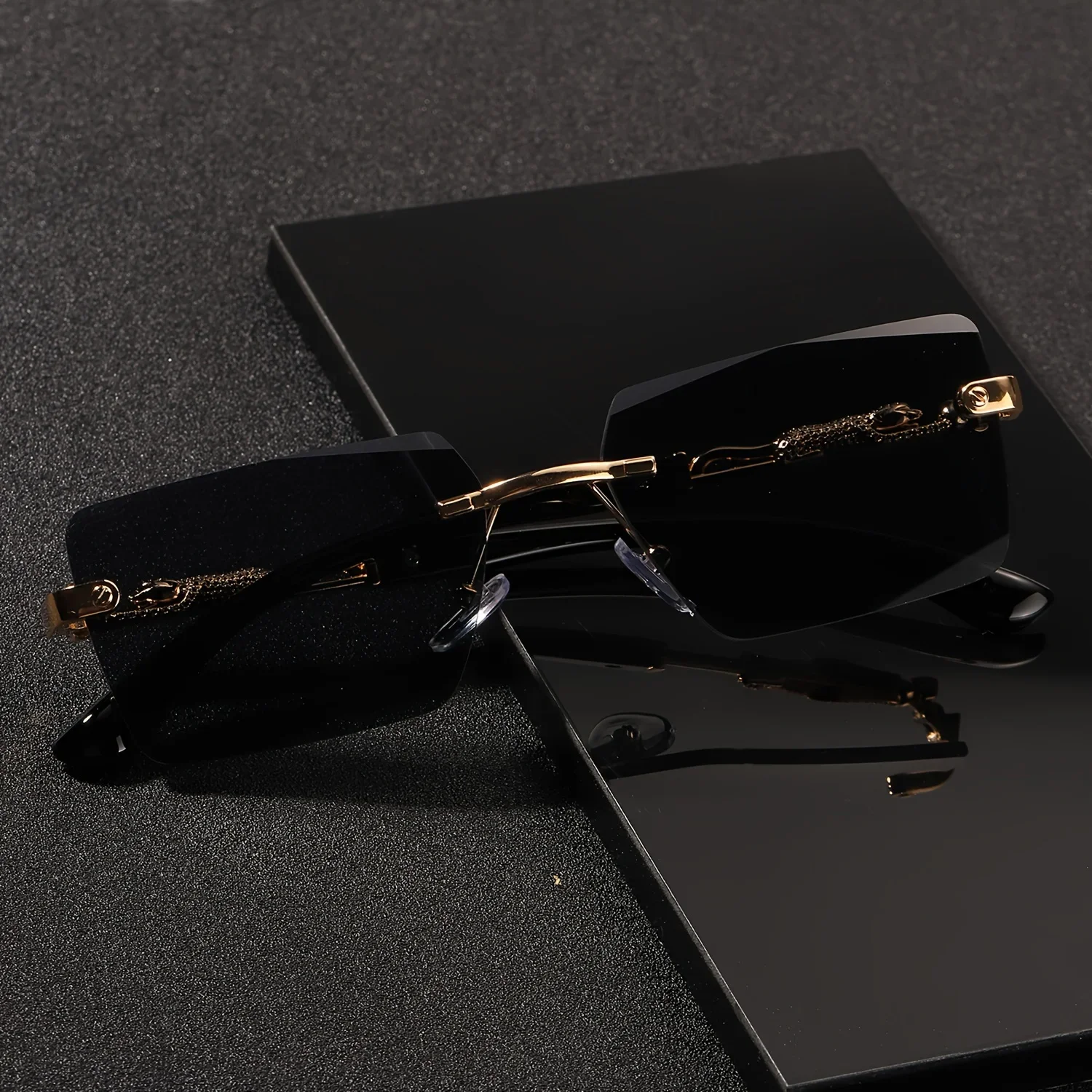 1pc Rimless Sunglasses Rectangle Women Men Shades Small Square Sun Glasses For Female Male Beach Vacation Travel Eyewearjvs view 2