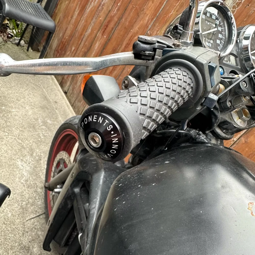 Motorcycle Handle Bar End Weight Handlebar Grips Cap Universal Motorcycle Modification Bws Handle Protection Plug Accessories