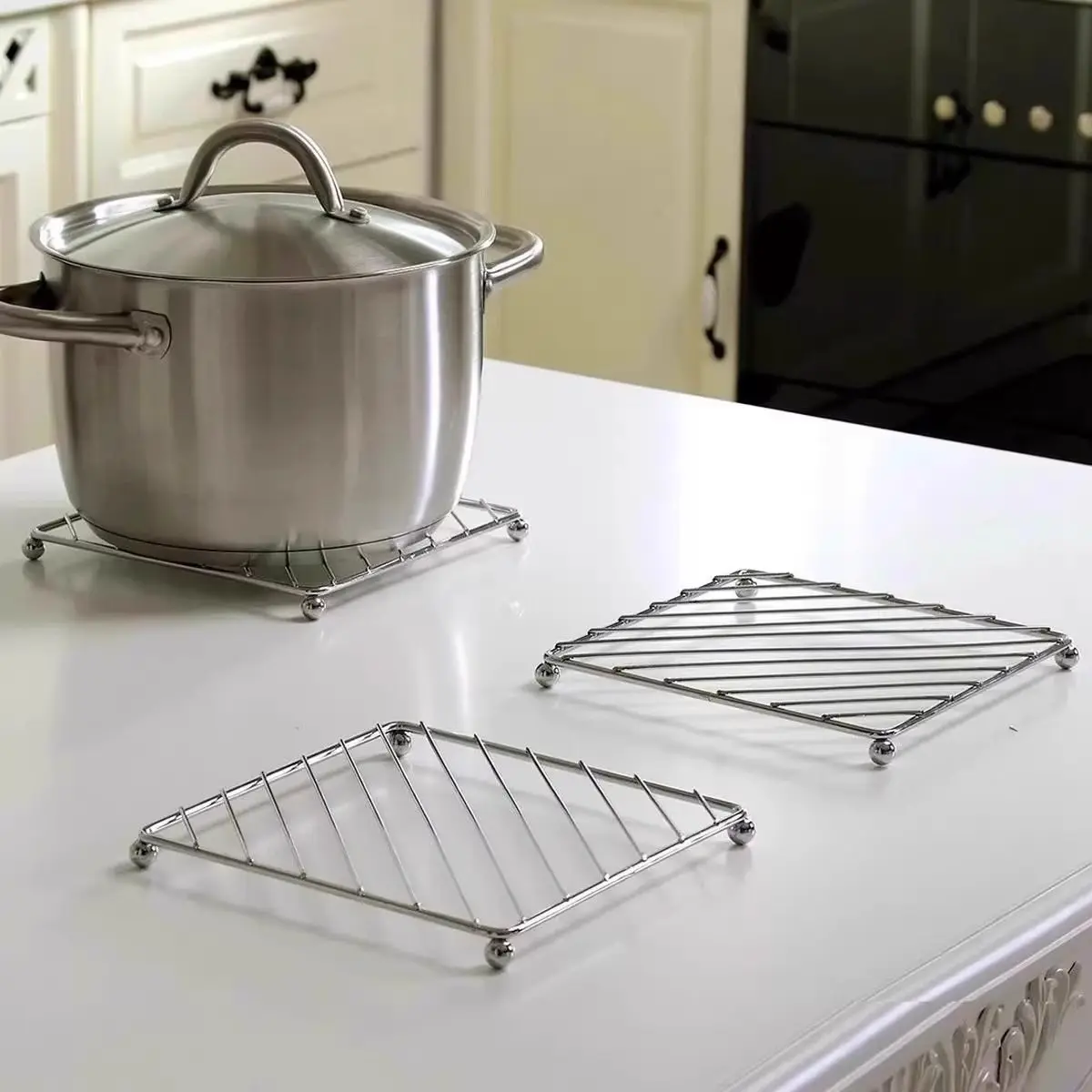 Metal Heat Insulation Trivet Stainless Steel Pot Mat Hot Pan Coaster Kitchen Counter Protector Cookware Holder