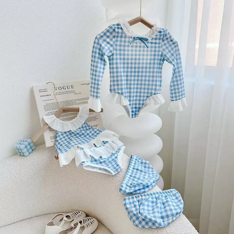 

Girls' Two-Piece Swimsuit Set Summer Stylish Long-Sleeve One-Piece Swimsuit with Swim Cap Children's Clothing