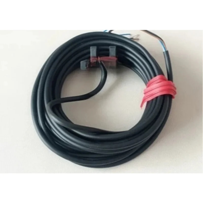 

Brand new PM-K25 U25 R25 K45 Y45 L45 T45 R45-C3 photoelectric switch F25 F45