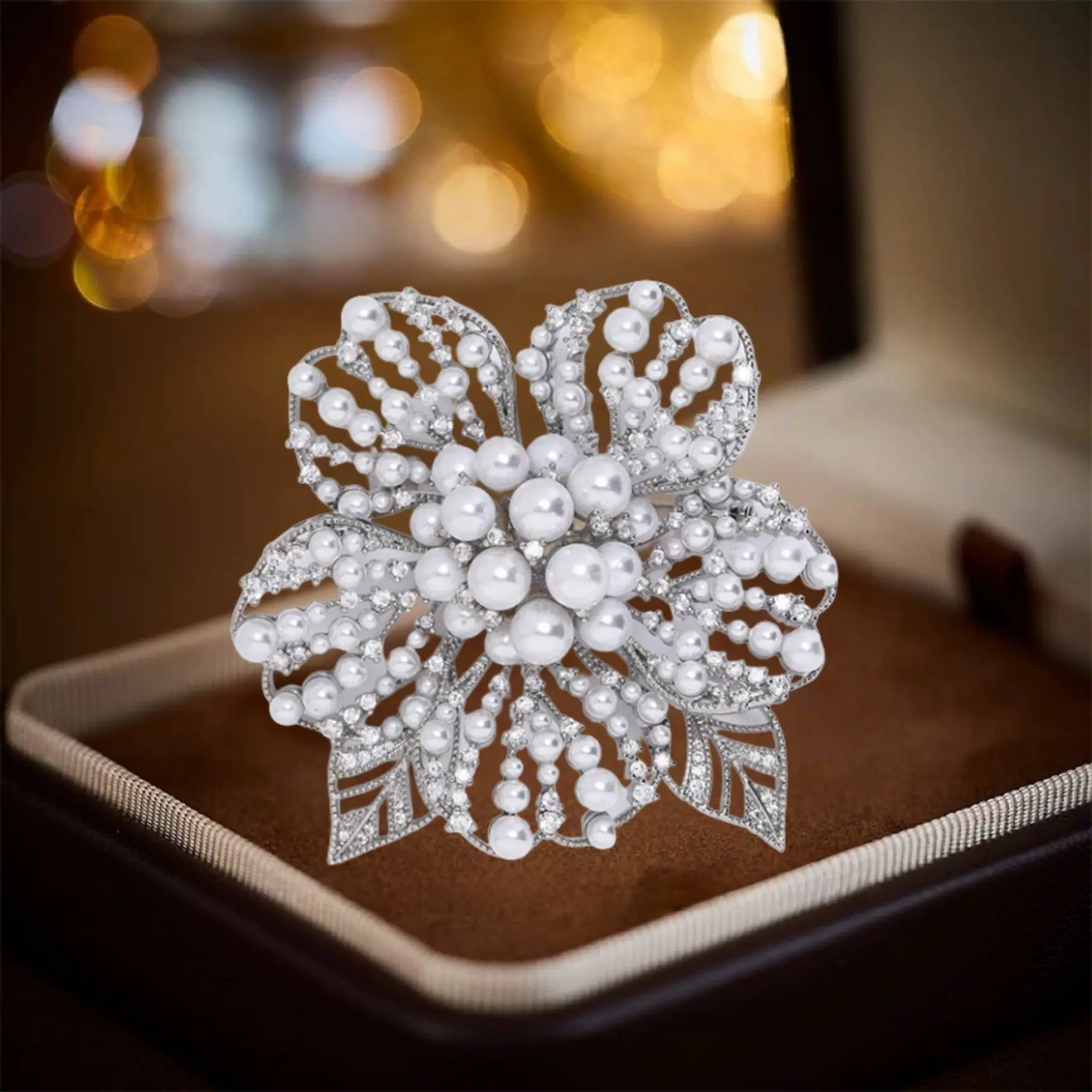Ornate Luxury Pearl Cutout Camellia Flower Brooches For Women Fashion Rhinestone Silver Pins Jewelry Party Office Accessory Gift