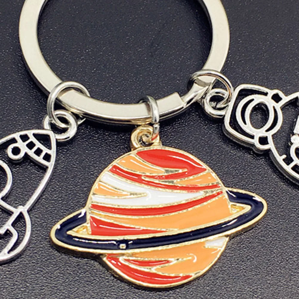 Space Keychain Astronaut Keychains Rocket Creative Gift Hanging Pendant Keyring