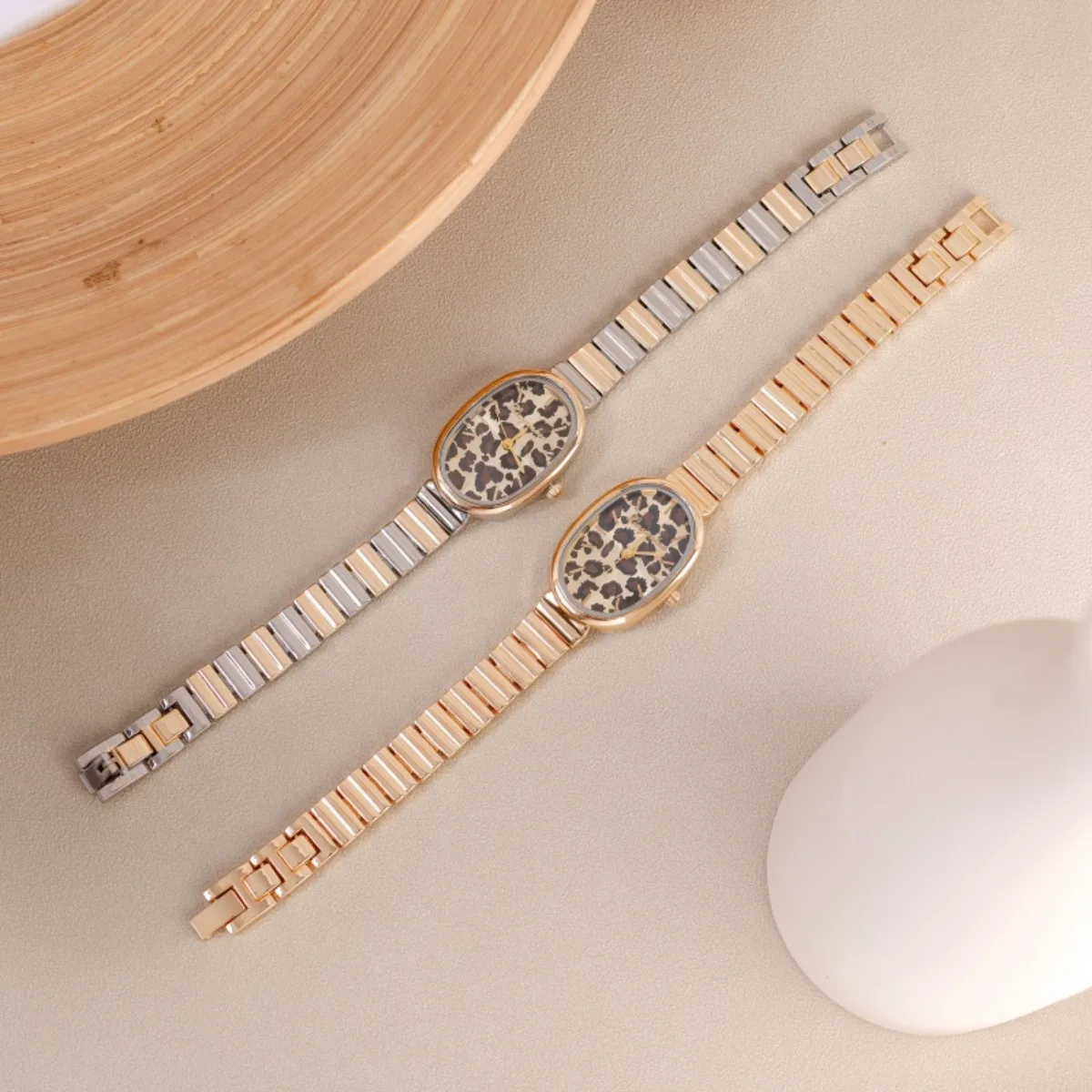 Стильные женские кварцевые часы с леопардовым принтом, овальный циферблат, шикарный дизайн, повседневная одежда, универсальный модный аксессуар, женские часы, подарок на праздник