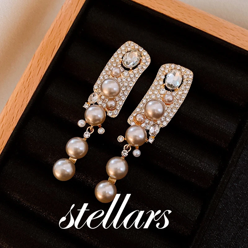 

Vintage High-End Silver Needle Rhinestone Faux Pearl Tassel Stud Earrings Palace Style Earrings for Women