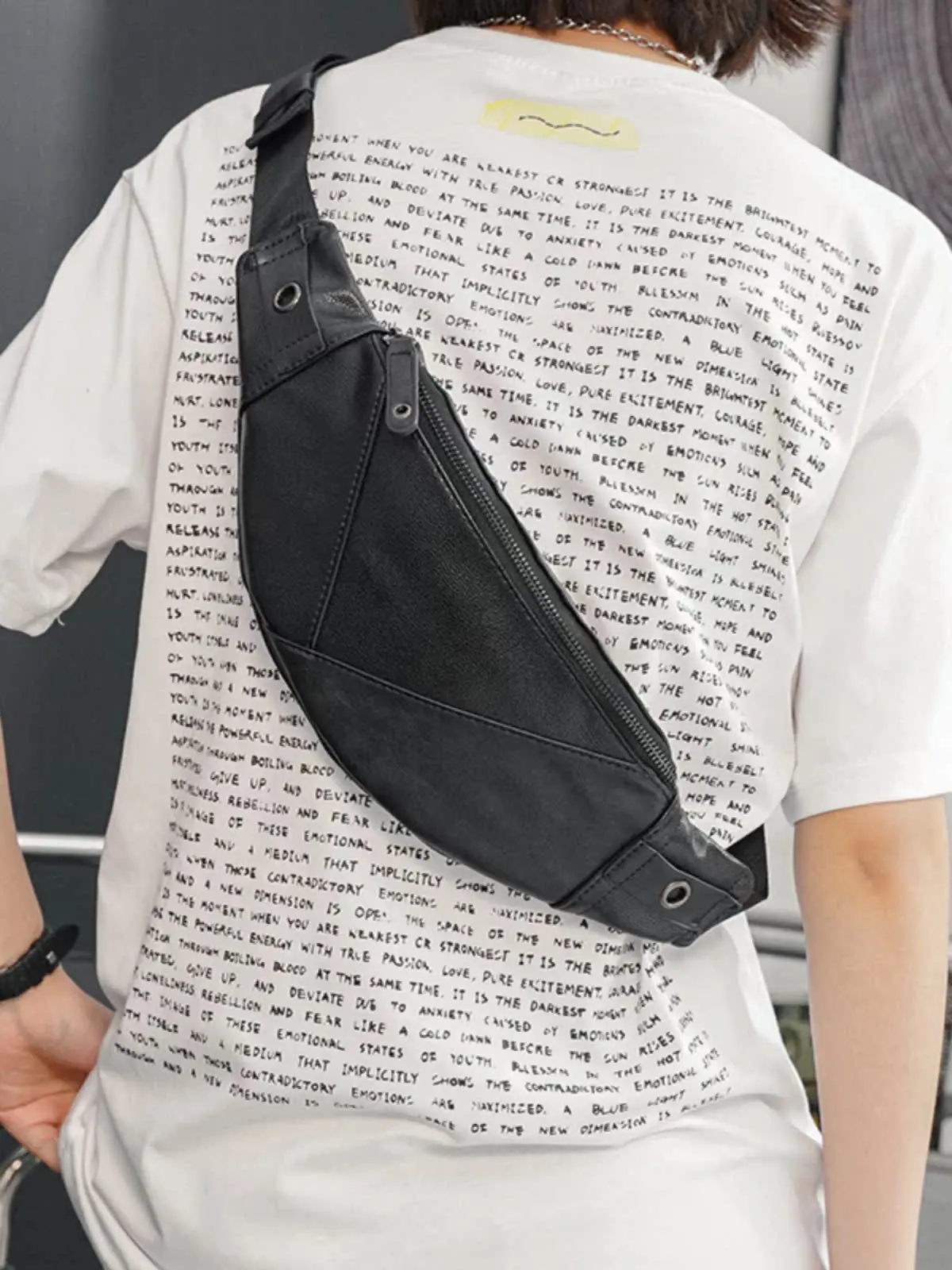 

Faionable Leather Men's Bag 2024 Street Sle Chest Bag Single oulder Mobile Phone Bag Small Waist Bag Ba Pa for Youth