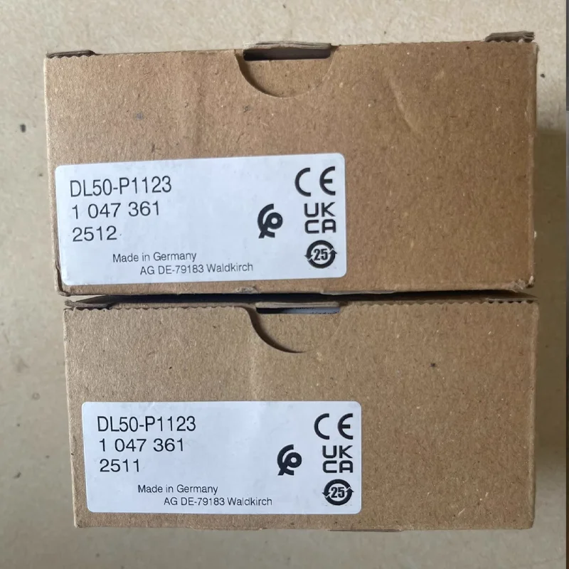 Brand New Original Authentic DL50-P1123 Dx50 Series    Distance Sensor