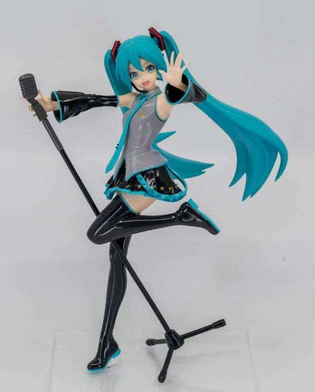 In Stock 100% Original Hatsune Miku Project Diva Mega 39s SEGA Luminasta Project DIVA 15th Ver. Action Figure Toy Collector Gift