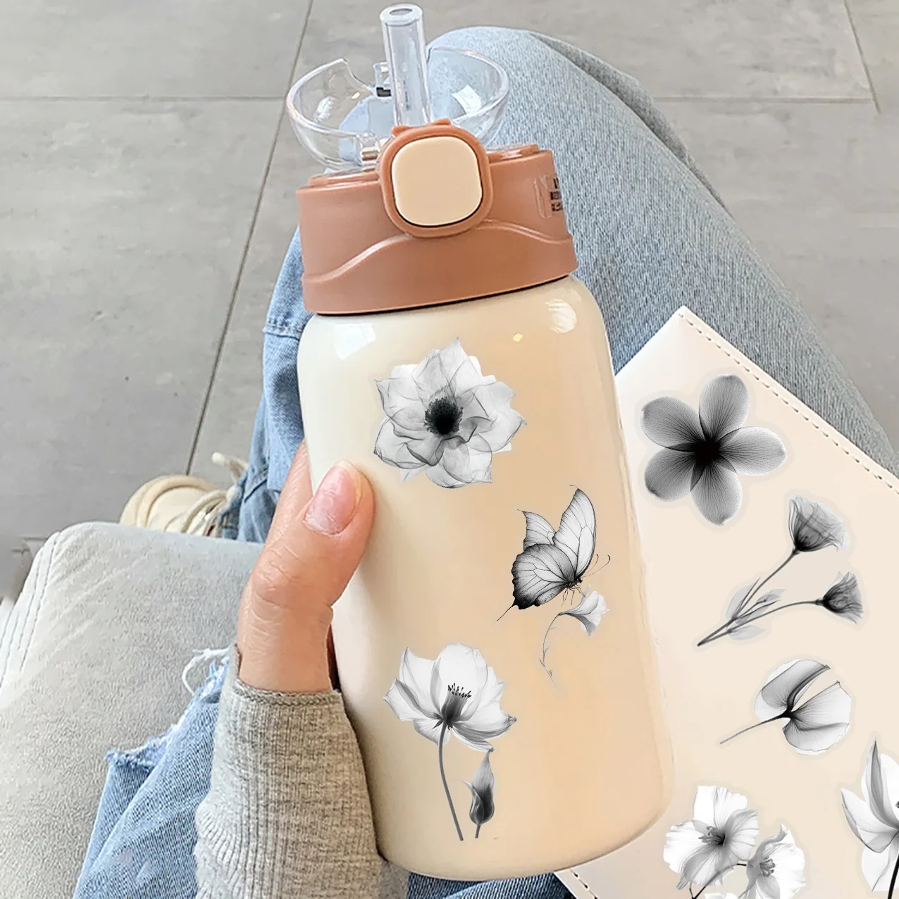 50 Uds. De pegatinas de PET impermeables de flores naturales en blanco y negro, estética para álbum de recortes DIY, funda de teléfono, decoraciones artísticas de plantas para coche
