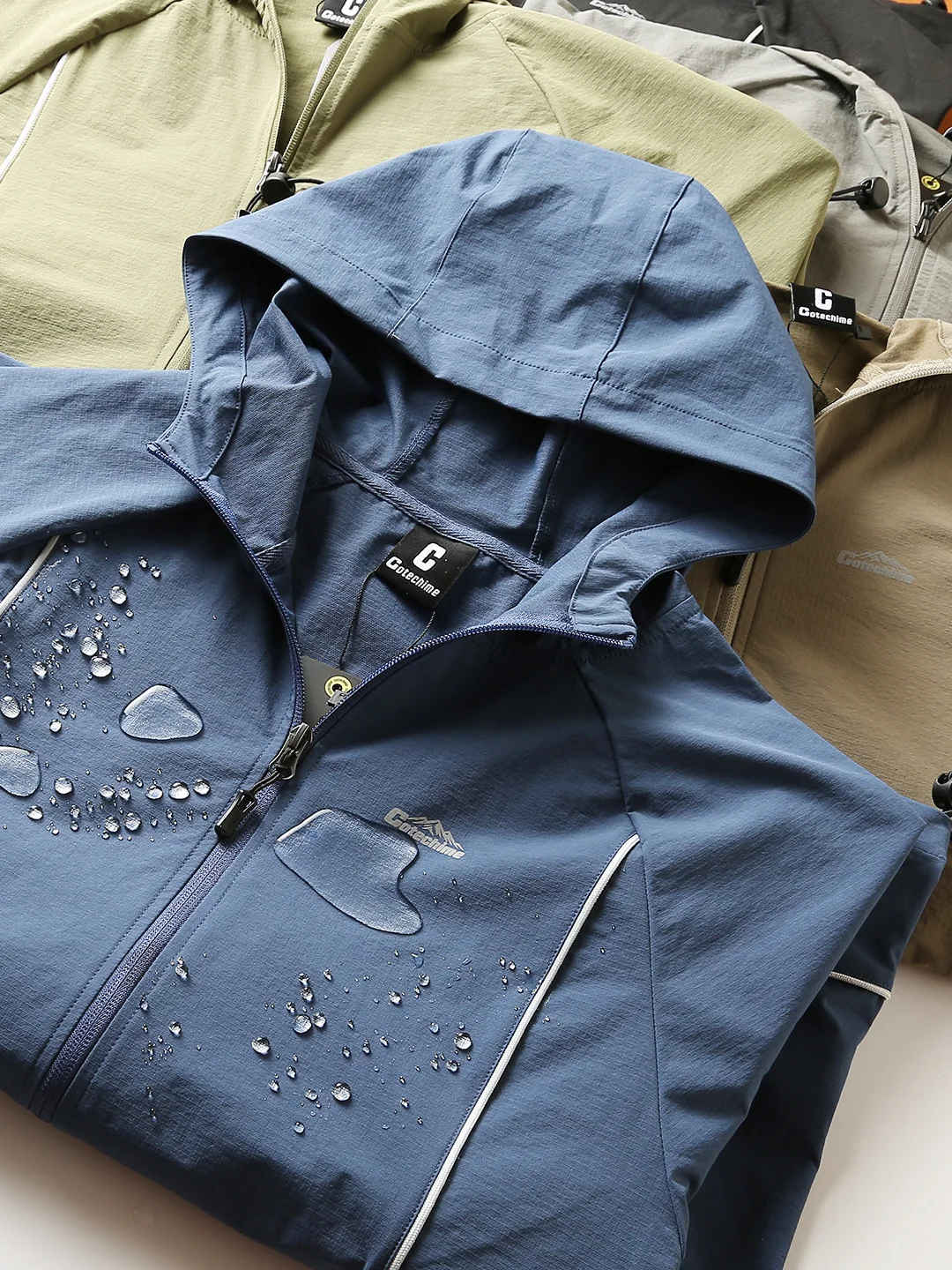 Outdoor Sportswear - Jaket Berkerudung Ringan Tahan Angin untuk