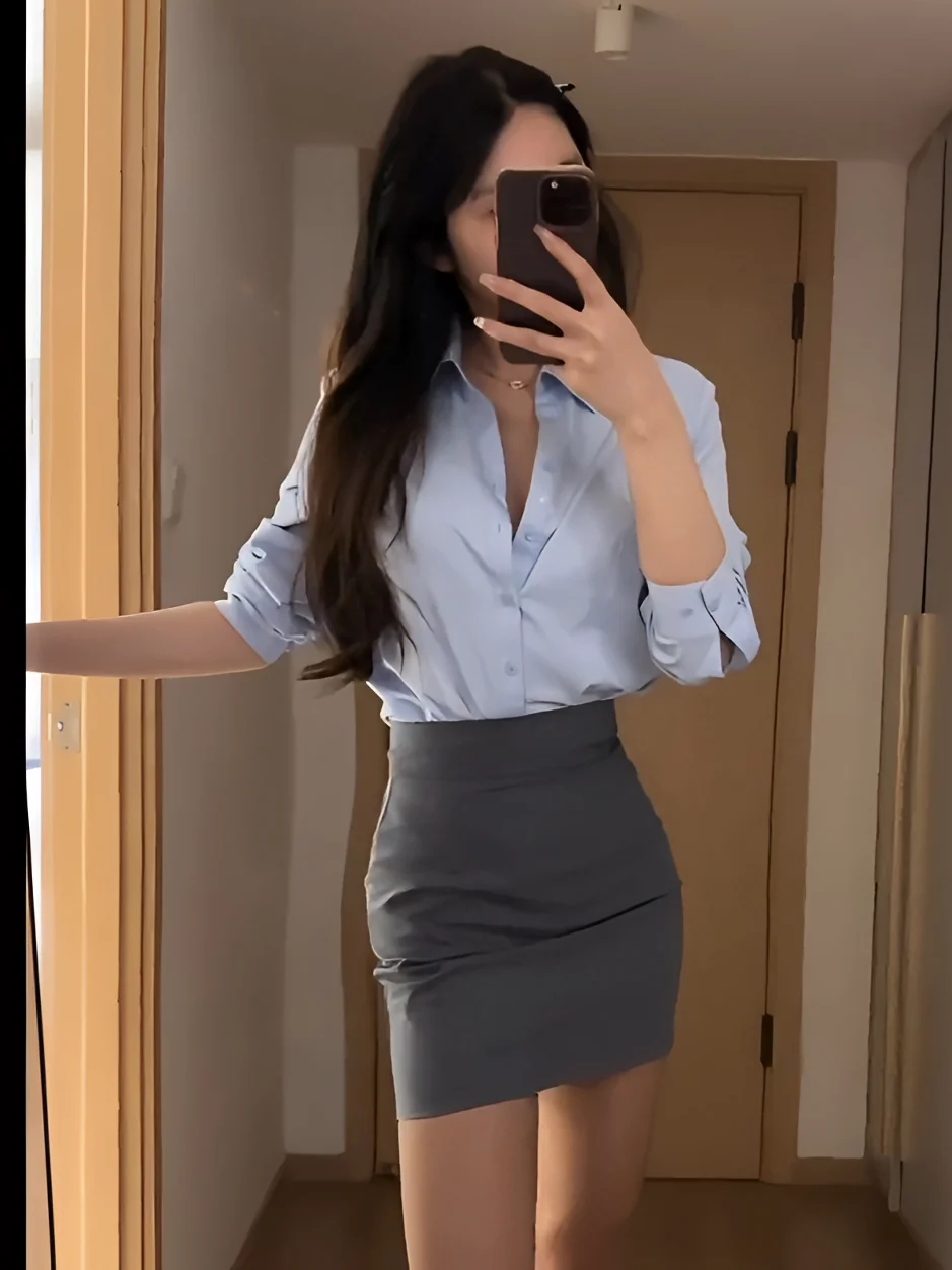 Conjunto de Saia Longa de Cintura Alta Azul e Blusa Feminina Moda Coreana Slim Fit para Trabalho Verão Outono