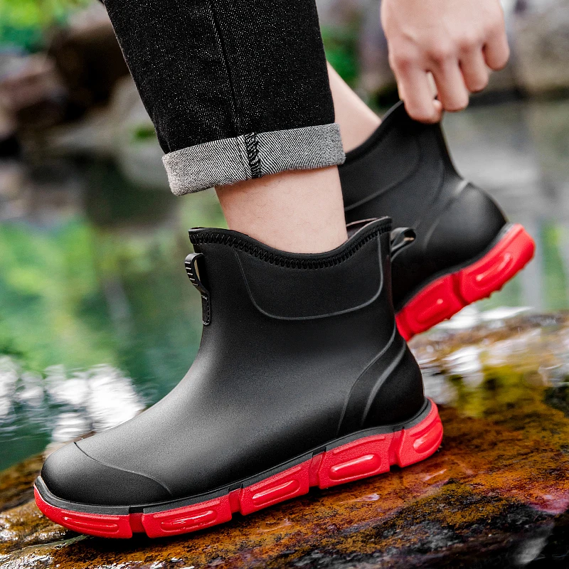 

Men's Rain Shoes Fashionable Outdoor Waterproof Rain Boots Non-slip Gardening Boots Wear-resistant Soles All-Season Wear