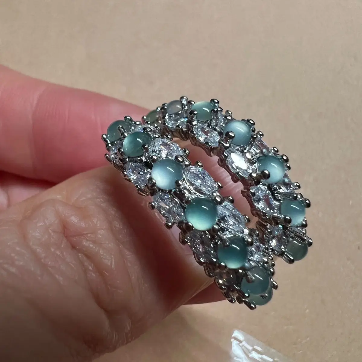 

Natural jadeite A ring jade high ice shows high-grade noble daughter sense adjustable