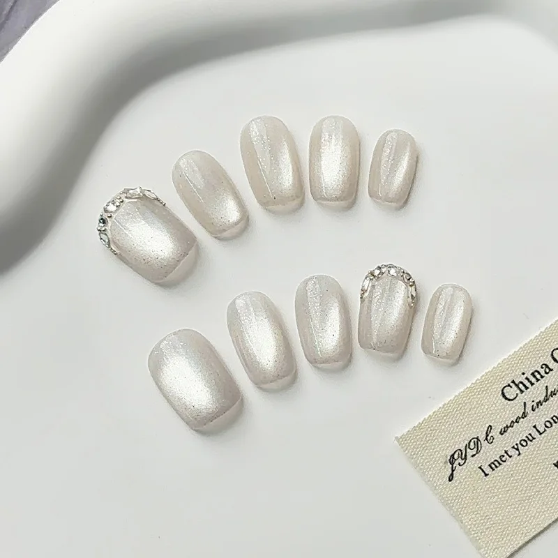 XMSJ 10PCSHandmade Press On Nails, White Cat Eye False Nails With Rhinestone, Reusable Artificial Nail Tips For Party Daily Wear