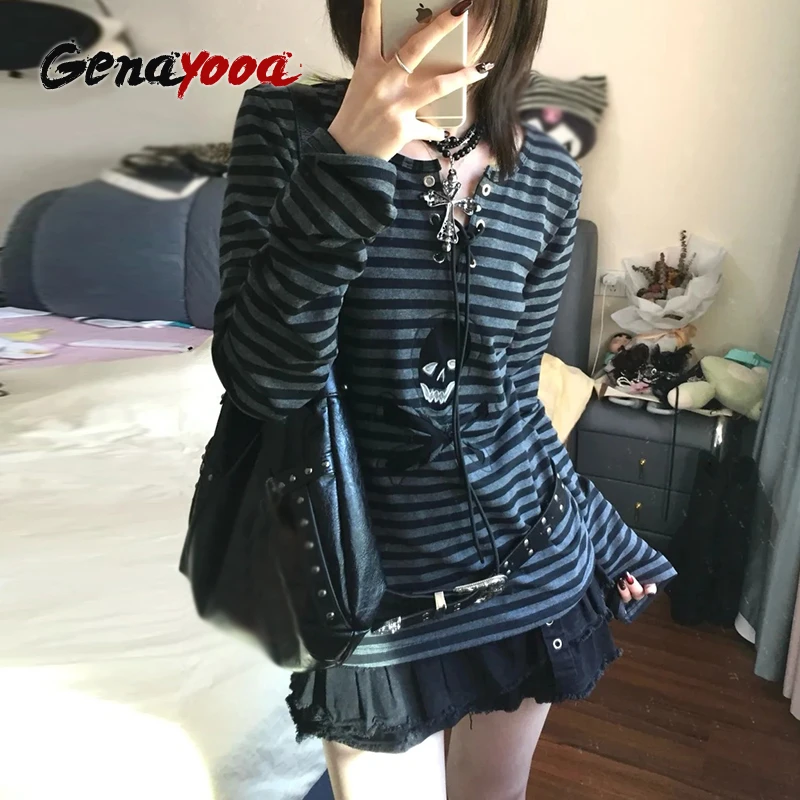 

Genayooa Gothic Print T-shirt Women Lace Up Striped Tee Tops Y2k Vintage Grunge Tops Punk Style Streetwear Japanese 2000s Tops