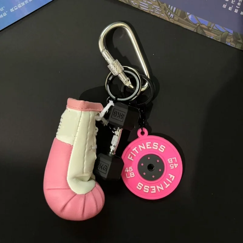 Neuer Modischer Fitness-Hantel-Schlüsselanhänger 3D Mini Simulierte Boxhandschuhe Schlüsselring mit Schloss Luxuriöser Taschenanhänger Dekoration – Detail 5