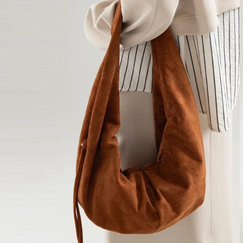 

Винтажная замшевая дизайнерская сумка для женщин, роскошные сумки через плечо с кисточками, модные повседневные сумки-шопперы