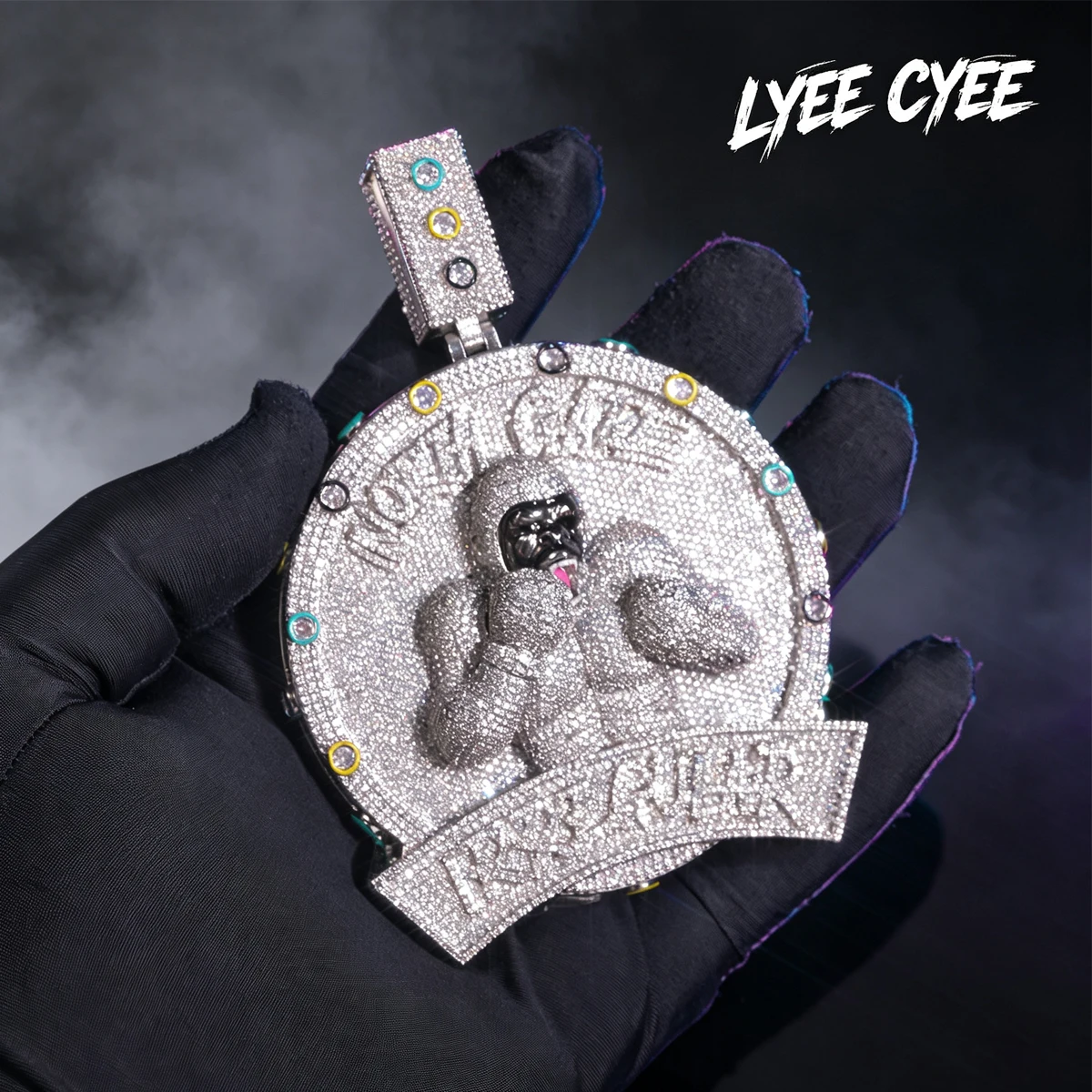 Iced Out 3D Gorilla Round Disc Pendant For Men Rapper Hip Hop Necklace Charm Birthday Anniversary Party Stage Fine Jewelry Gift