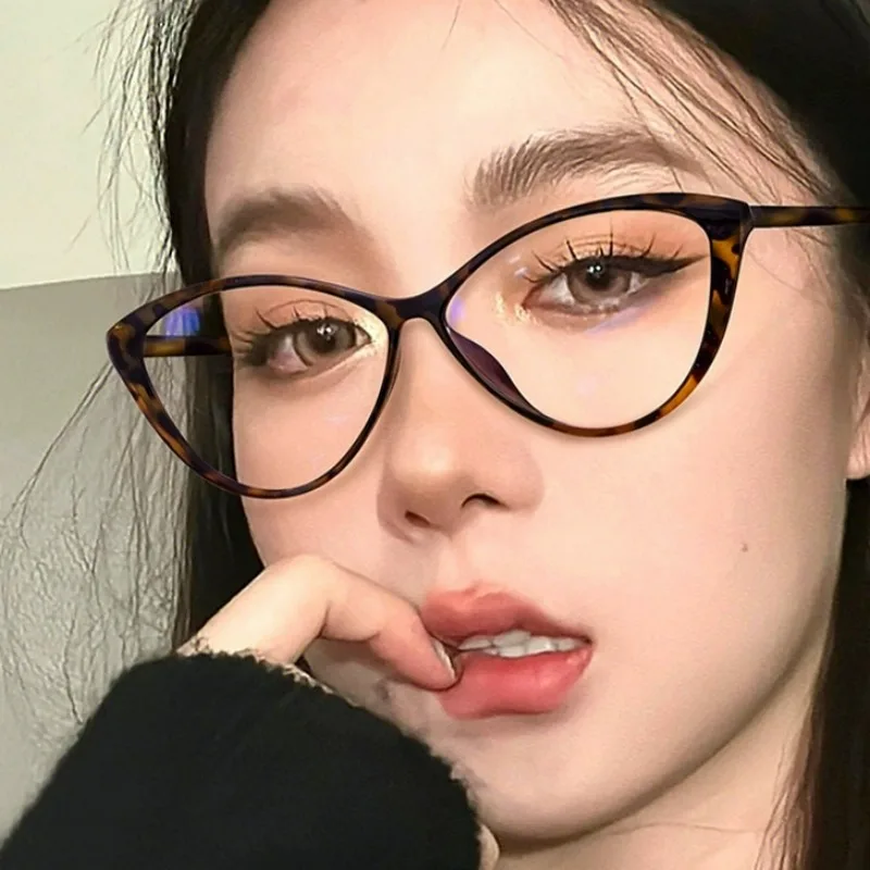 Fashion Retro Oval Frame Eyeglasses Women Men Various Kinds Y2K Anti Blue Light Glasses Unisex Leopard Print Eyewear Frame